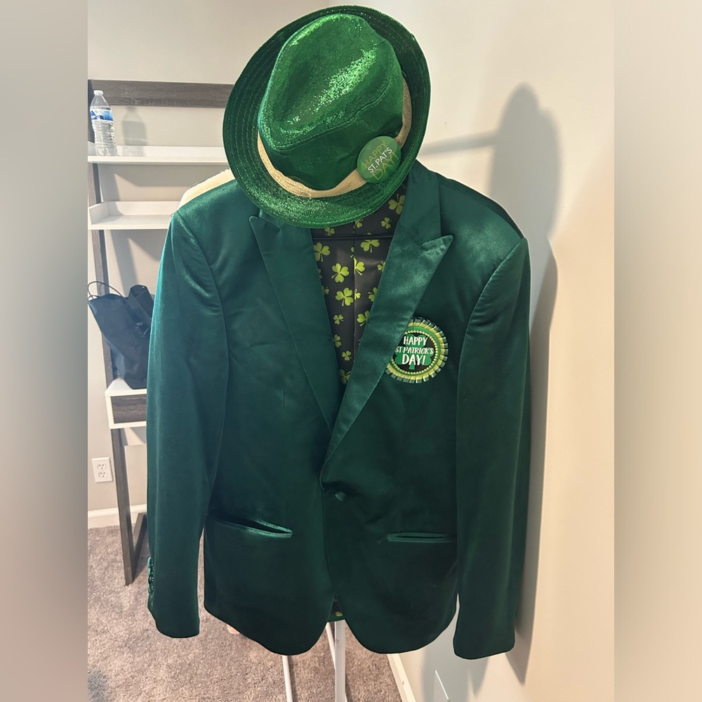 Men’s medium St. Patrick’s Day blazer